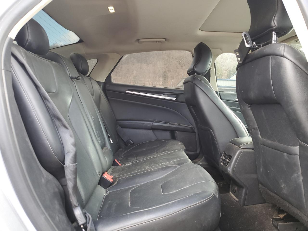 2019 Ford Fusion - Image 10