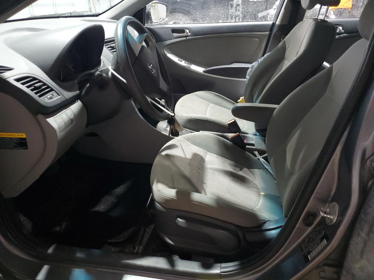 2014 Hyundai Accent - Image 7