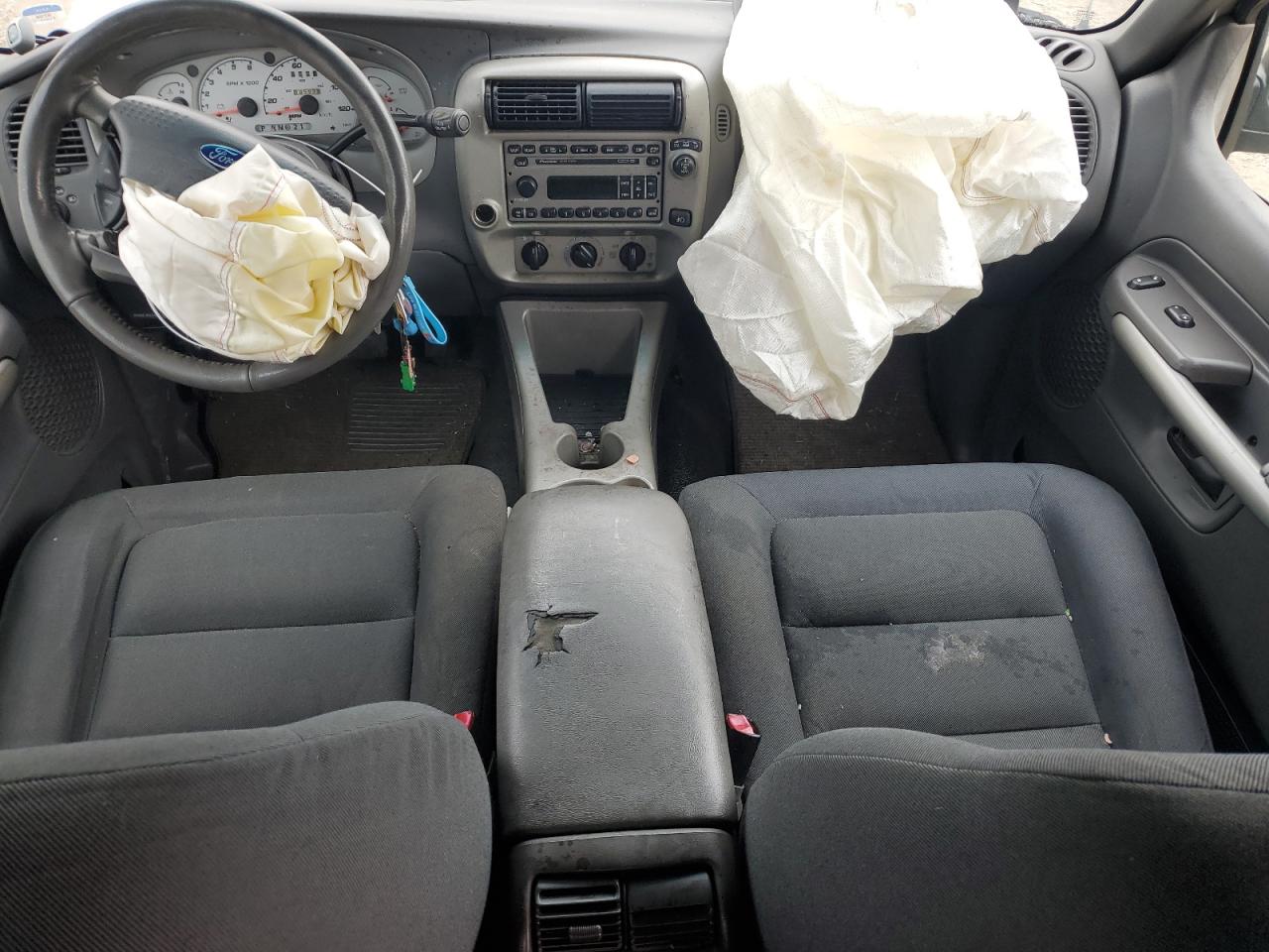 2002 Ford Explorer - Image 8