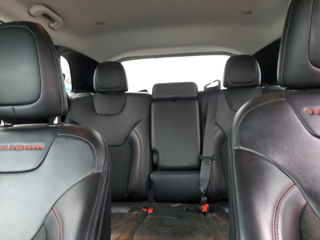 2020 Jeep Cherokee - Image 10