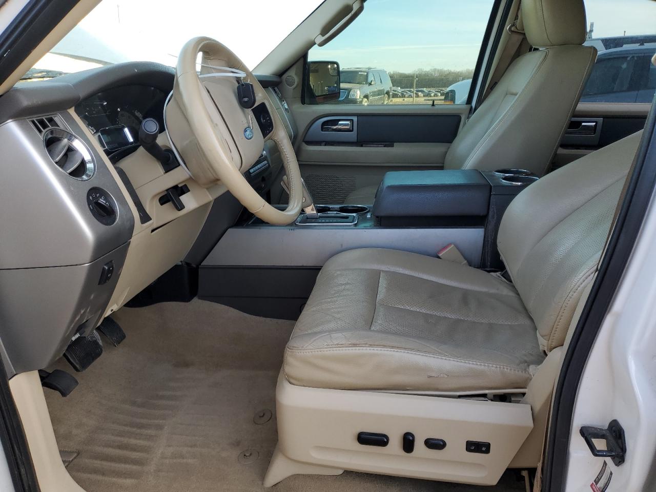 2013 Ford Expedition - Image 7