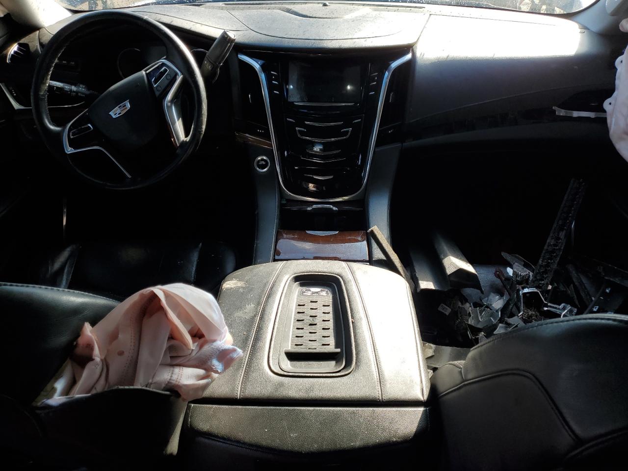 2017 Cadillac Escalade - Image 8