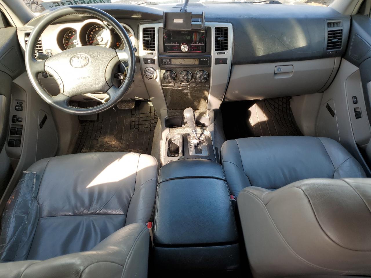 2004 Toyota 4Runner - Image 8
