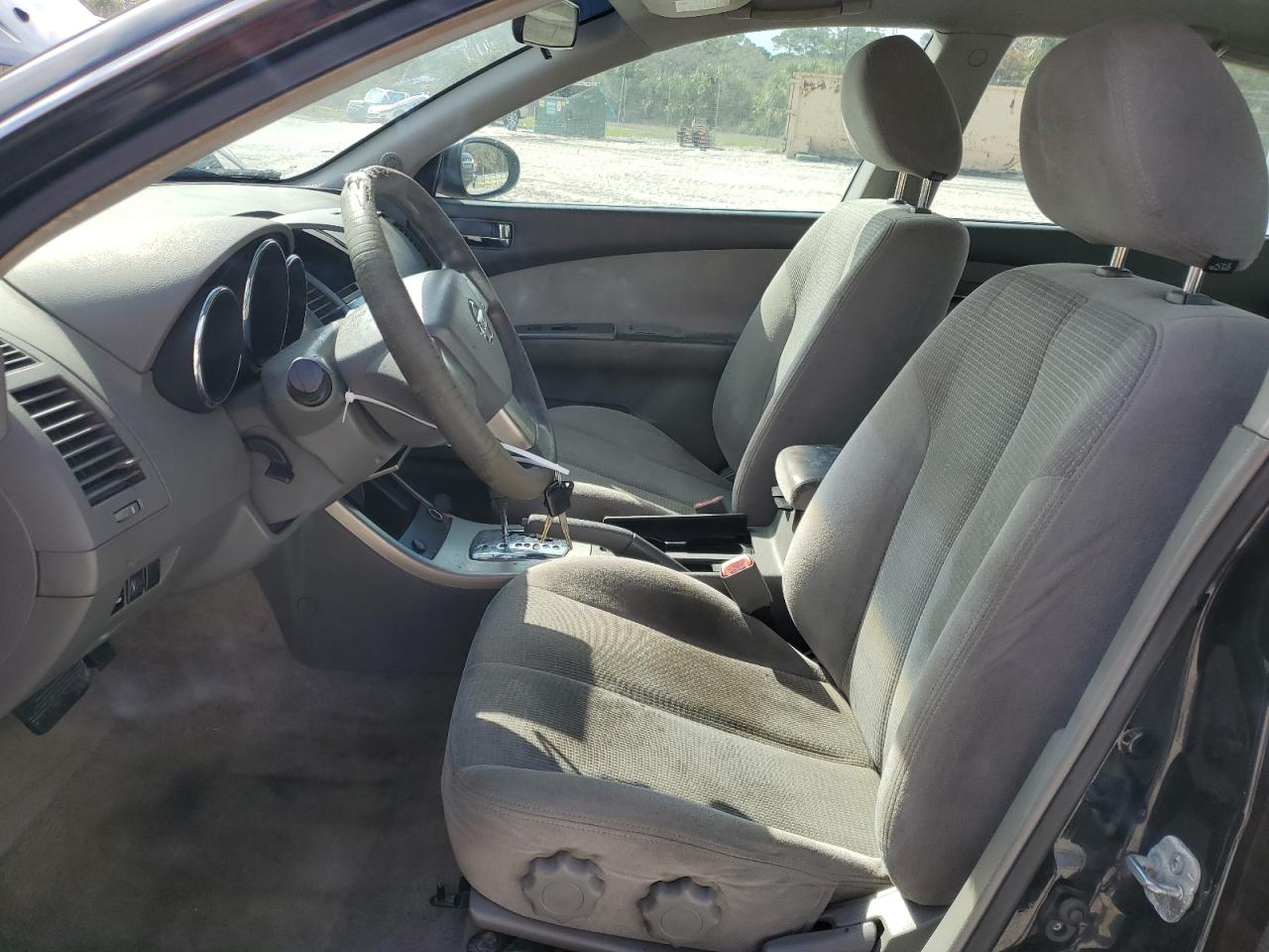 2005 Nissan Altima - Image 7