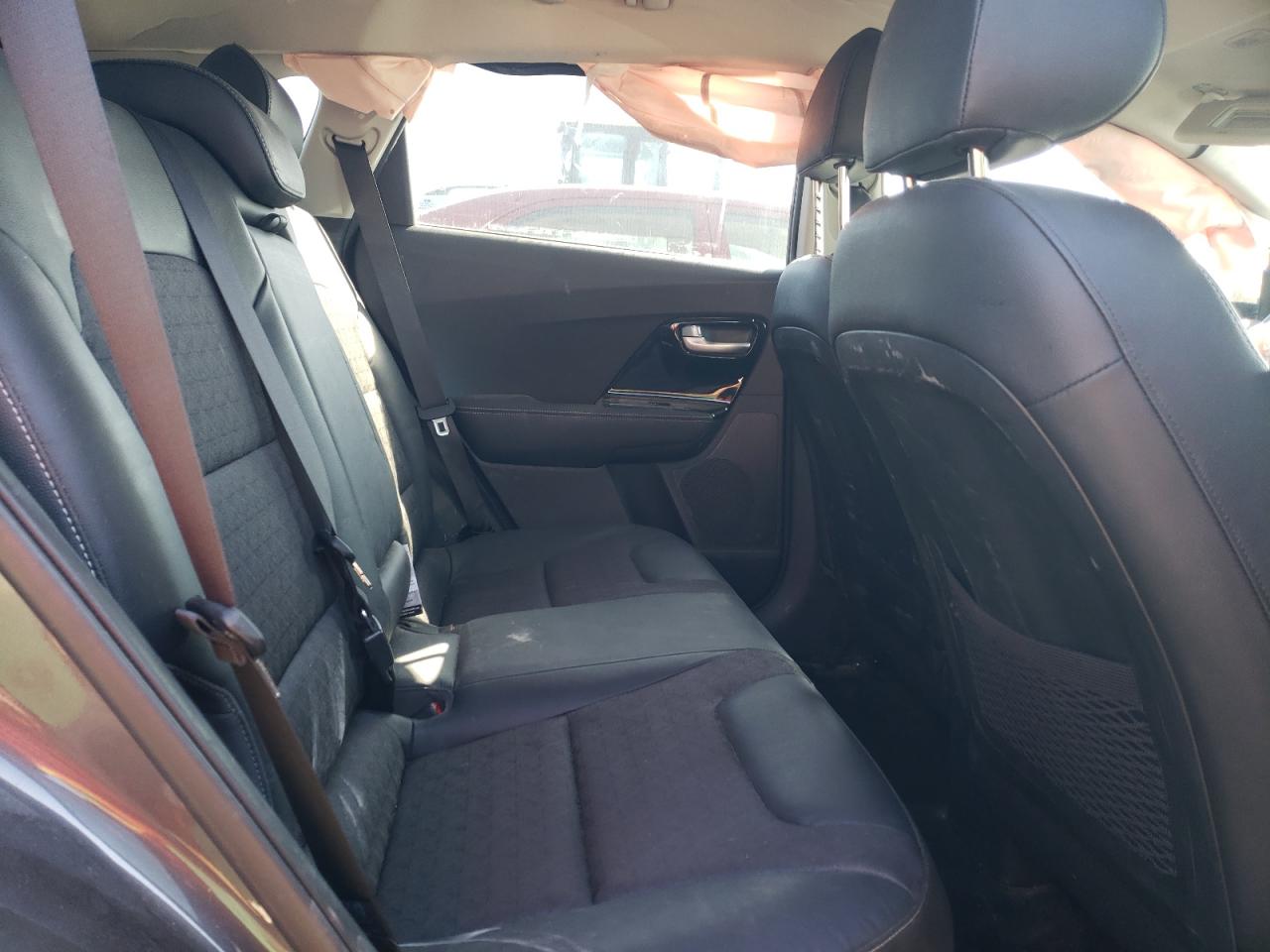 2019 Kia Niro - Image 10