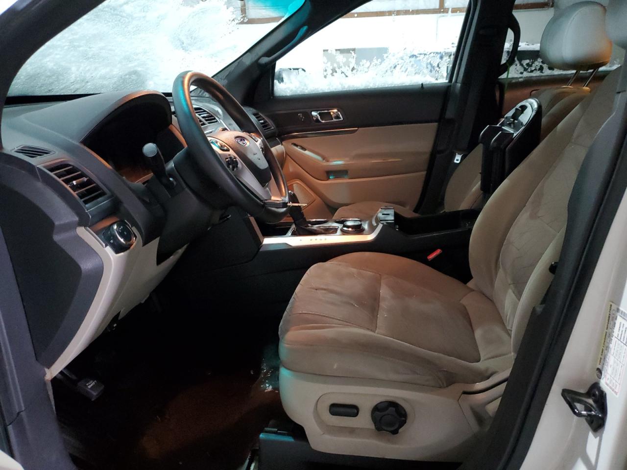 2012 Ford Explorer - Image 7