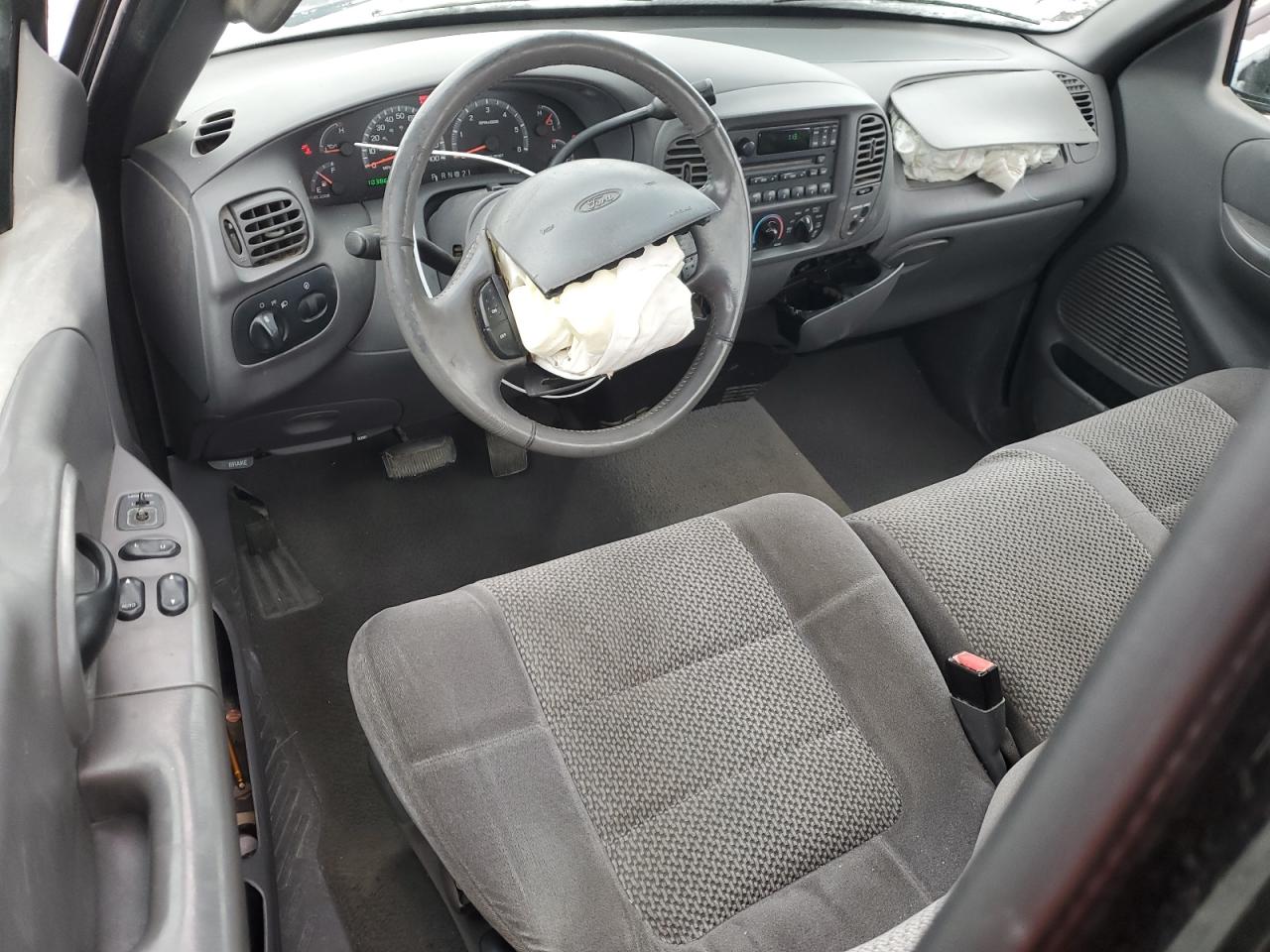 2002 Ford F-150 - Image 8