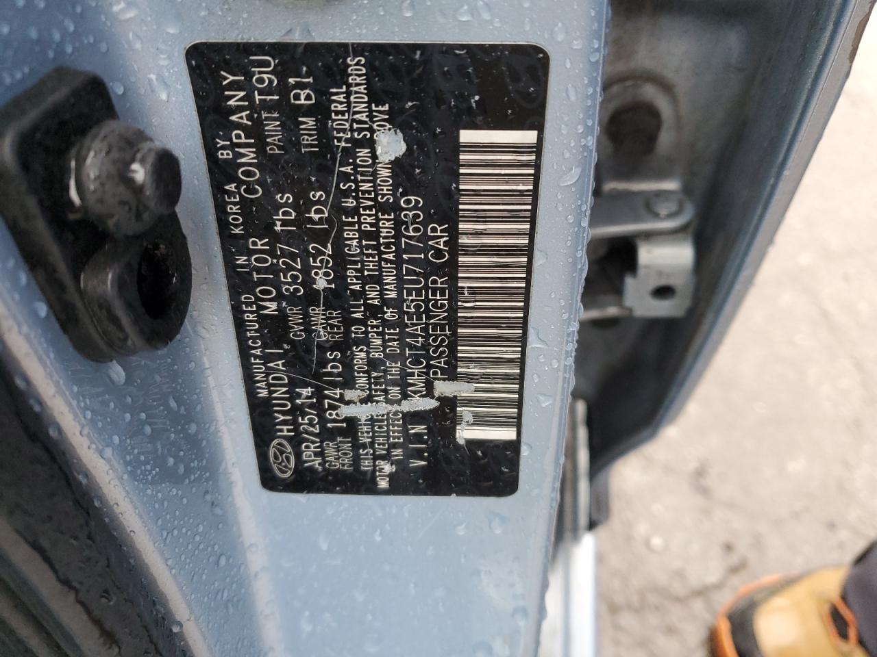 2014 Hyundai Accent - Image 12