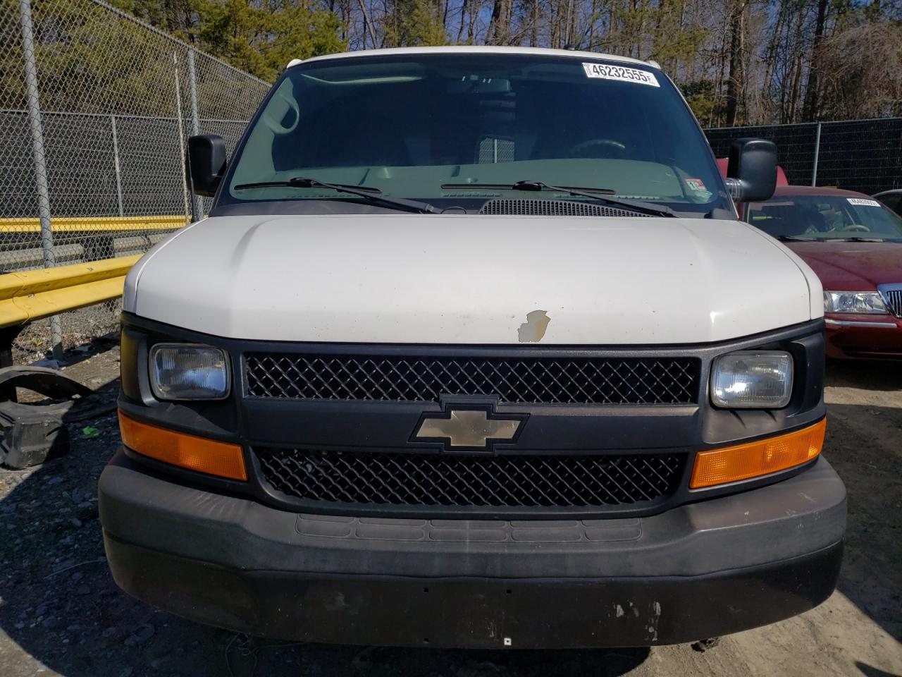2013 Chevrolet Express - Image 5