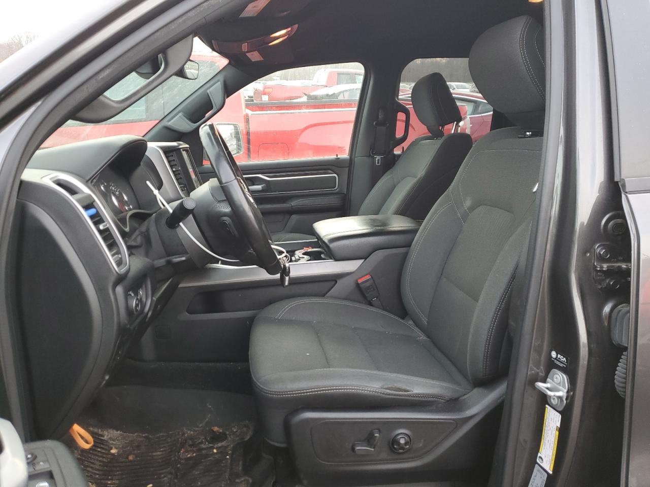 2021 RAM 1500 - Image 7