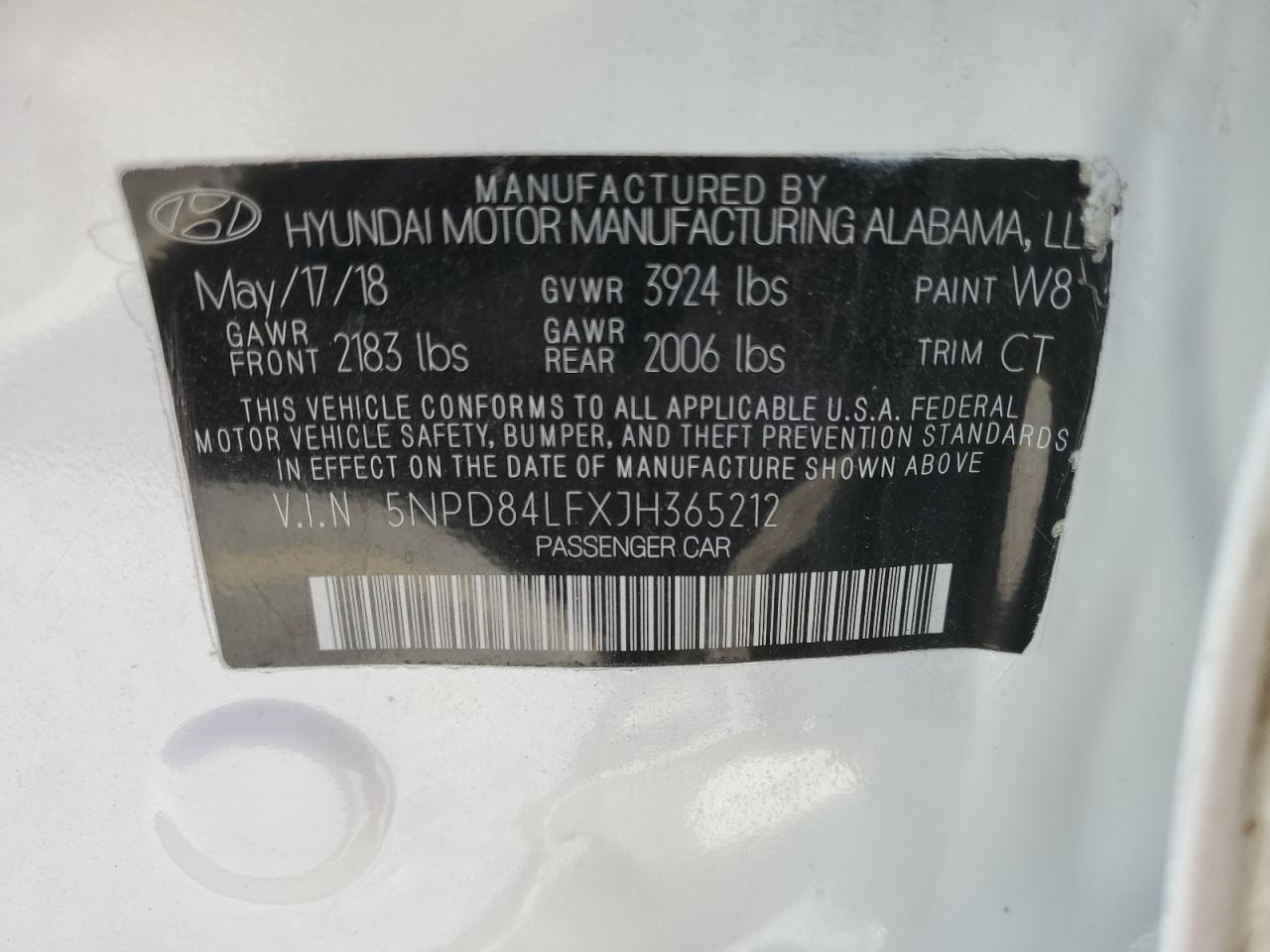 2018 Hyundai Elantra - Image 12