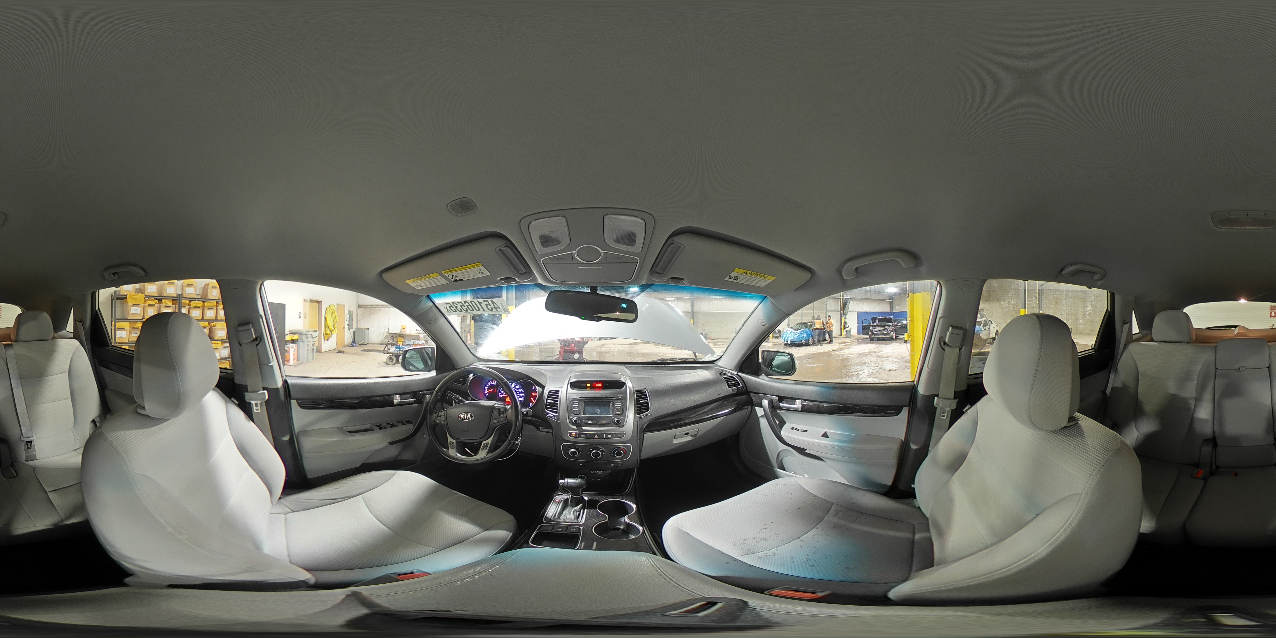 2015 Kia Sorento - Image 14