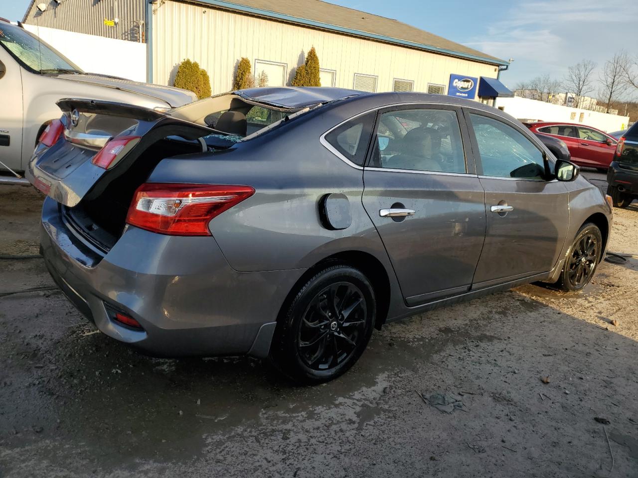 2018 Nissan Sentra - Image 3