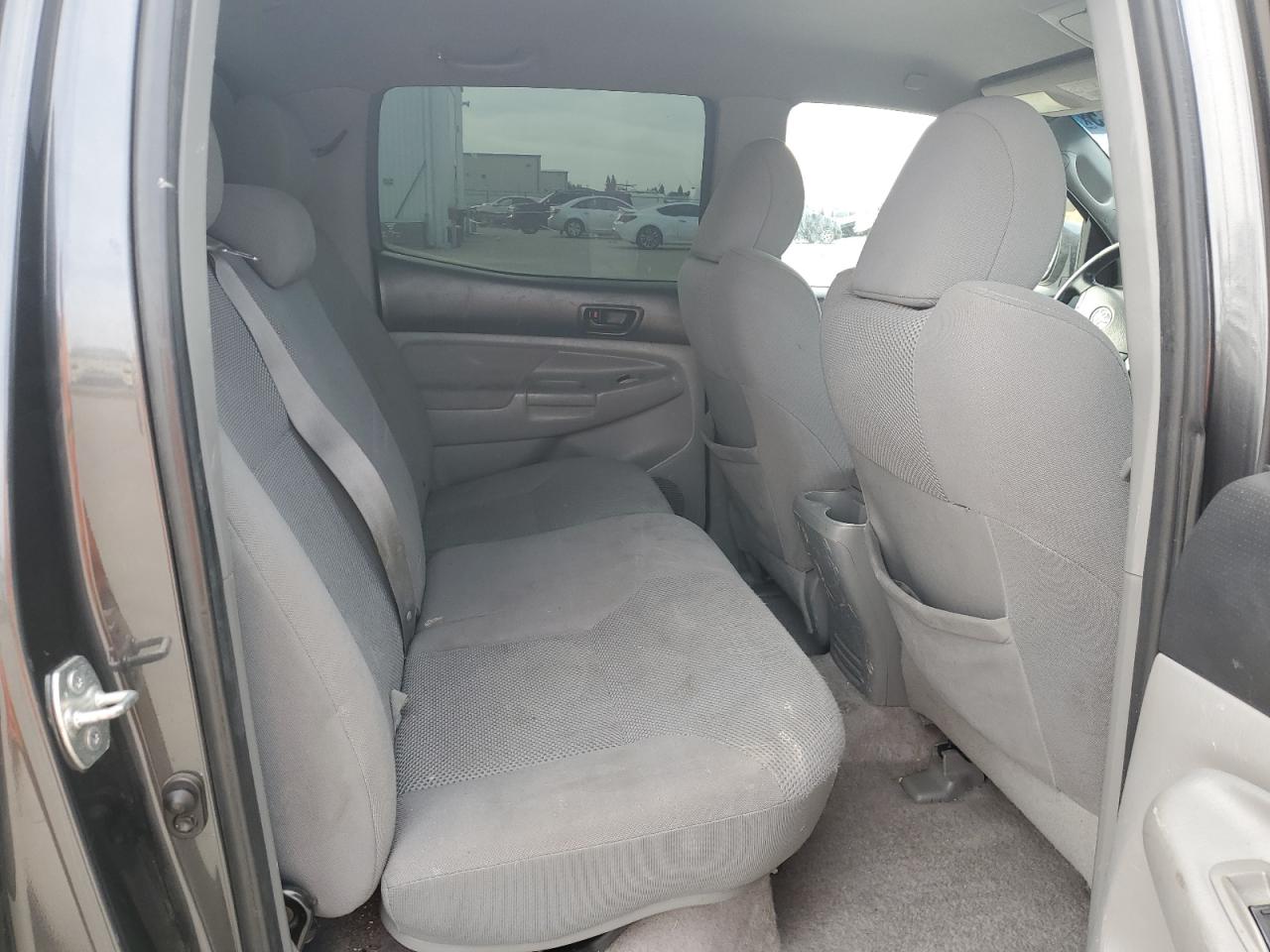 2009 Toyota Tacoma - Image 10