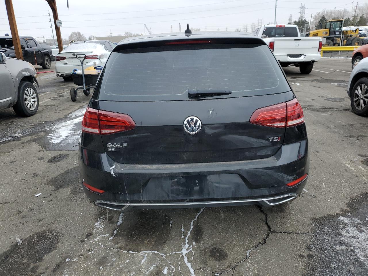 2018 Volkswagen Golf - Image 6