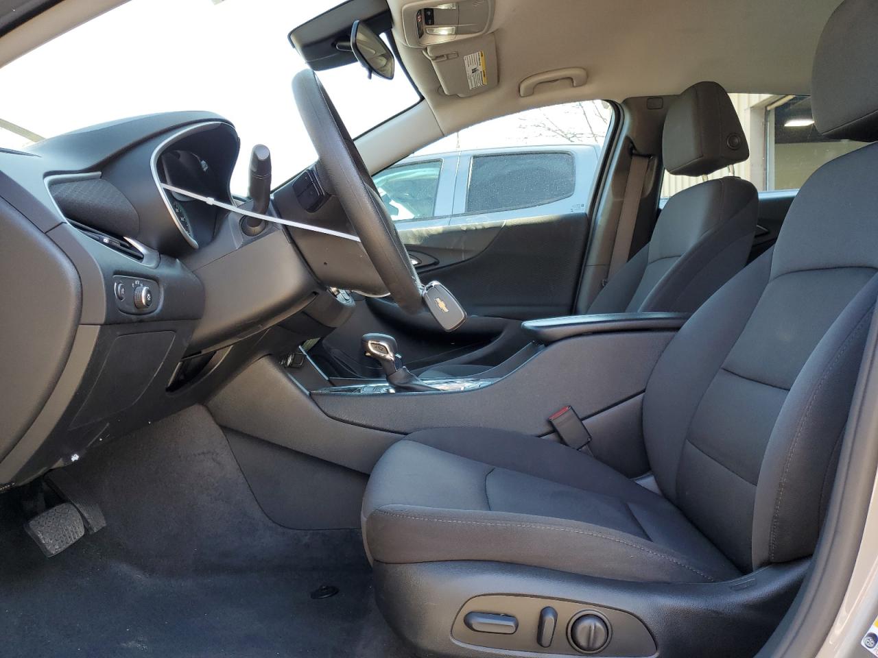 2023 Chevrolet Malibu - Image 7