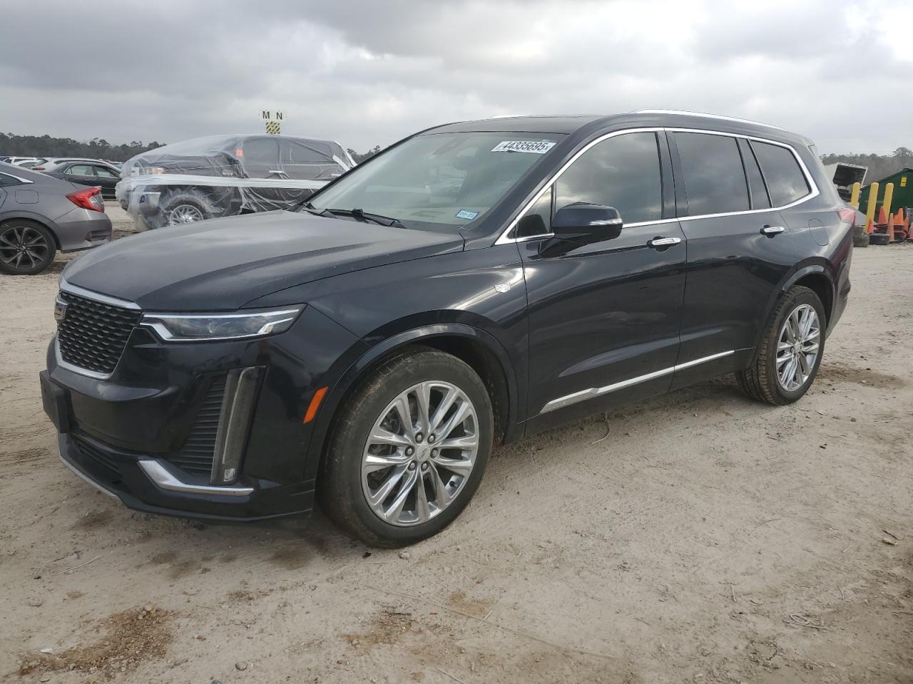 2022 Cadillac XT6 - Image 1