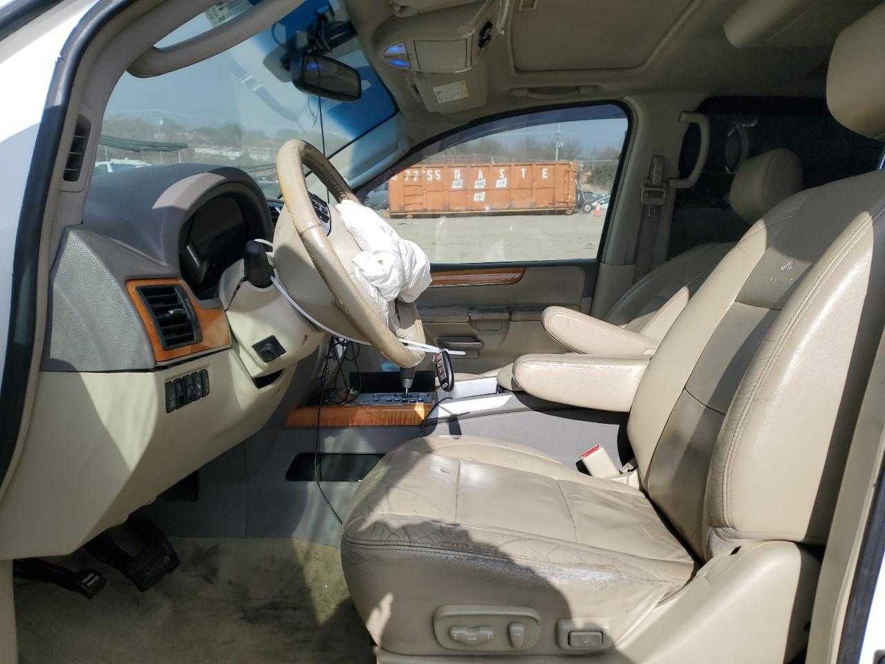 2010 Infiniti QX56 - Image 7