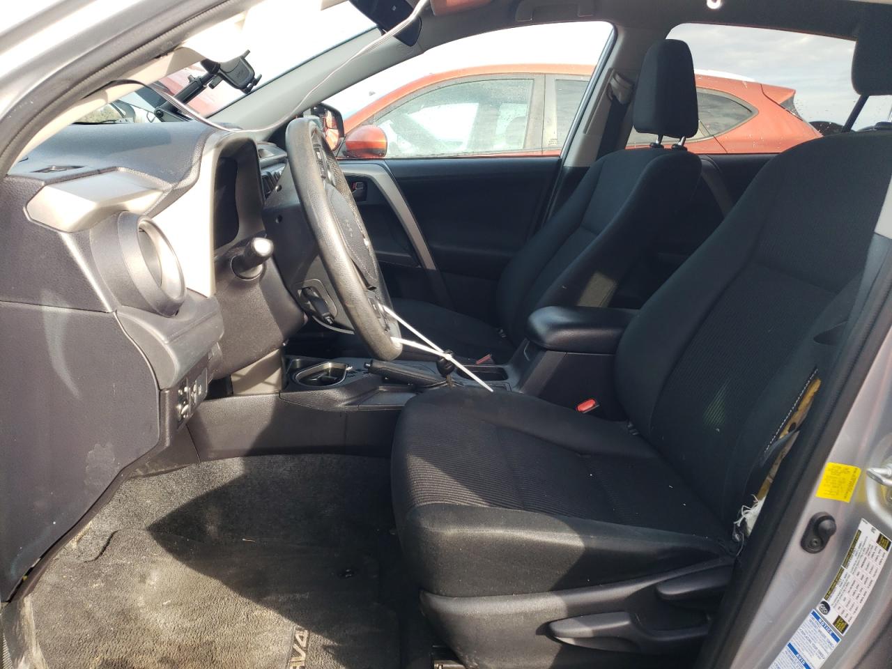2017 Toyota RAV 4 - Image 7