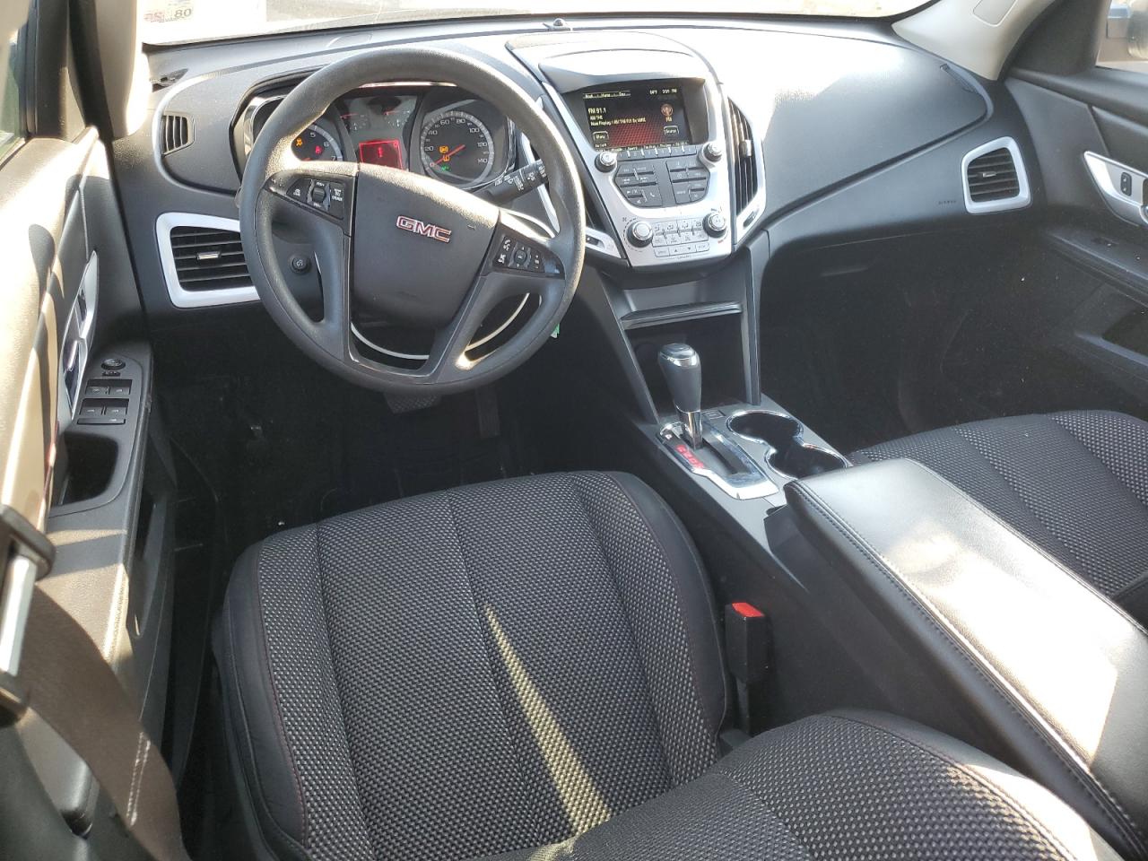 2017 GMC Terrain - Image 8