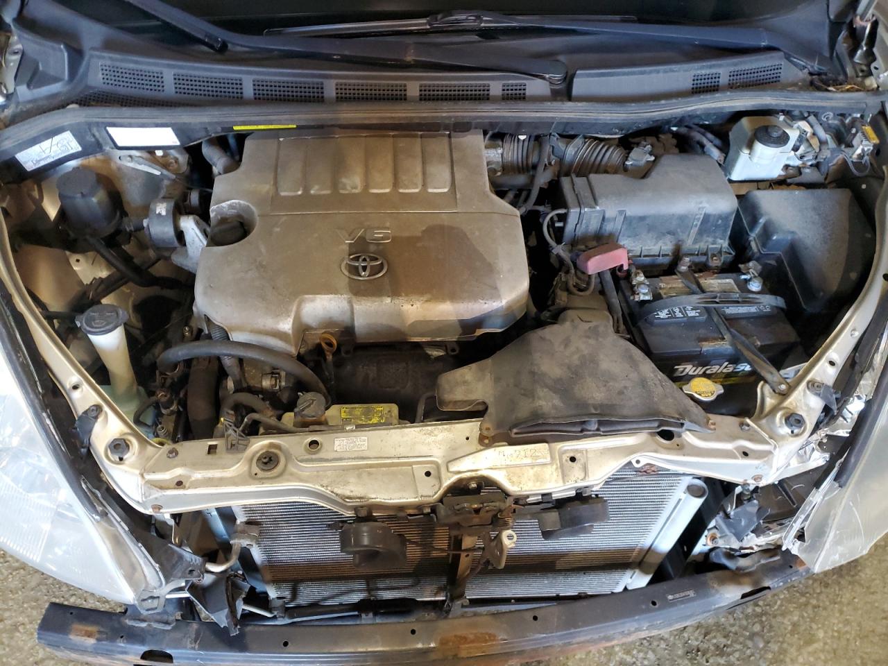 2007 Toyota Sienna - Image 12