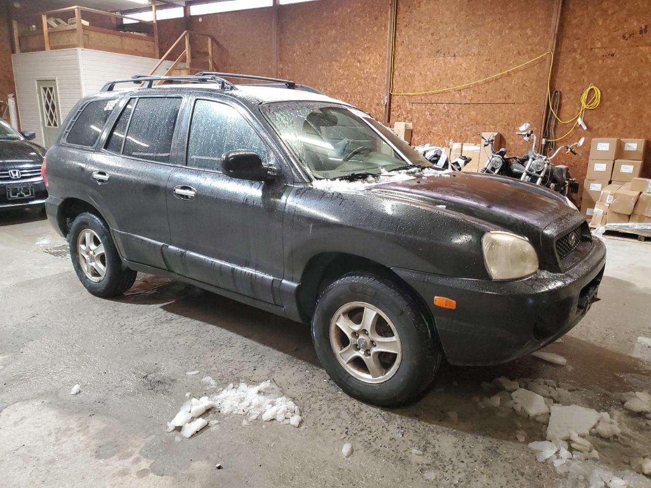 2004 Hyundai Santa Fe - Image 4