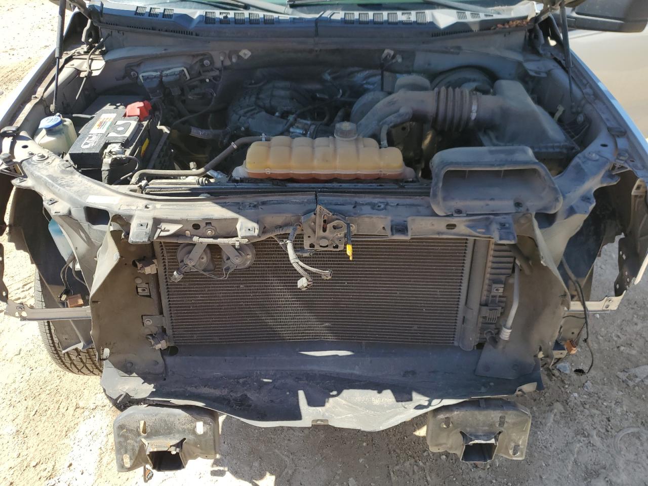 2015 Ford F-150 - Image 11