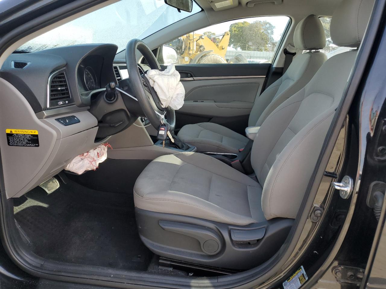 2018 Hyundai Elantra - Image 7
