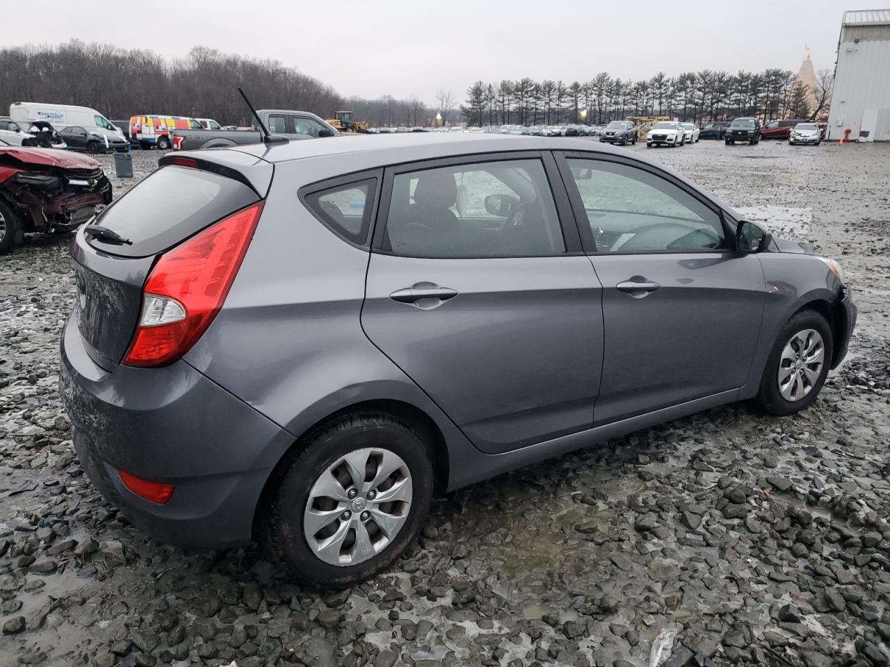 2017 Hyundai Accent - Image 3