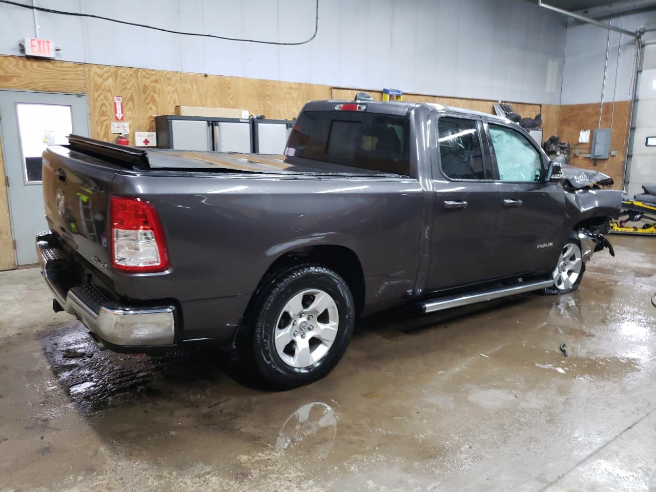 2021 RAM 1500 - Image 3