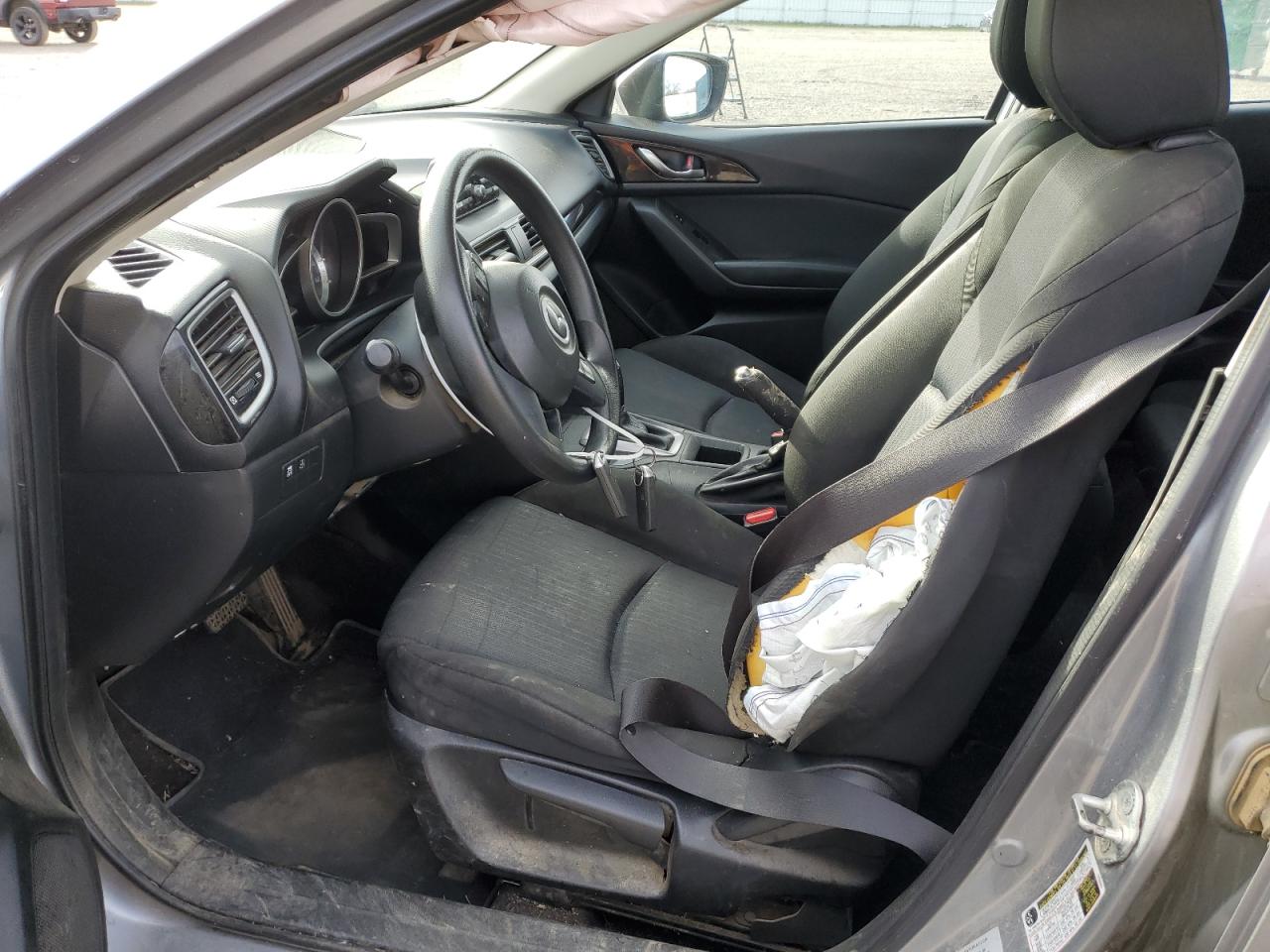 2014 Mazda 3 - Image 7