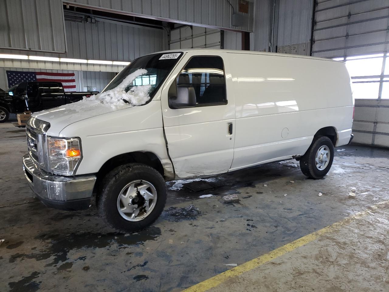 2014 Ford Econoline - Image 1