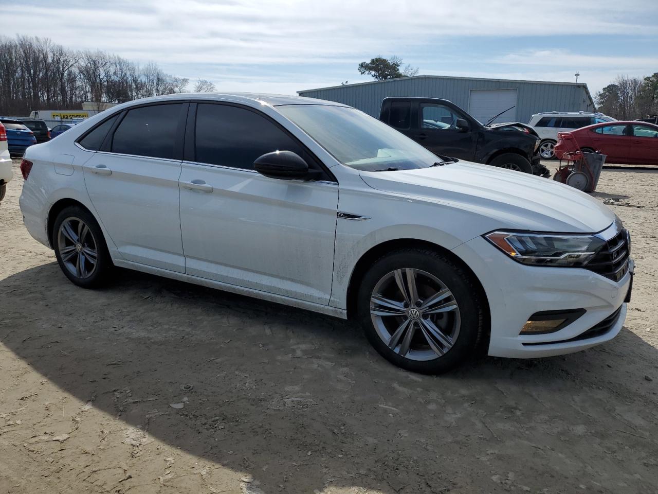 2021 Volkswagen Jetta - Image 4