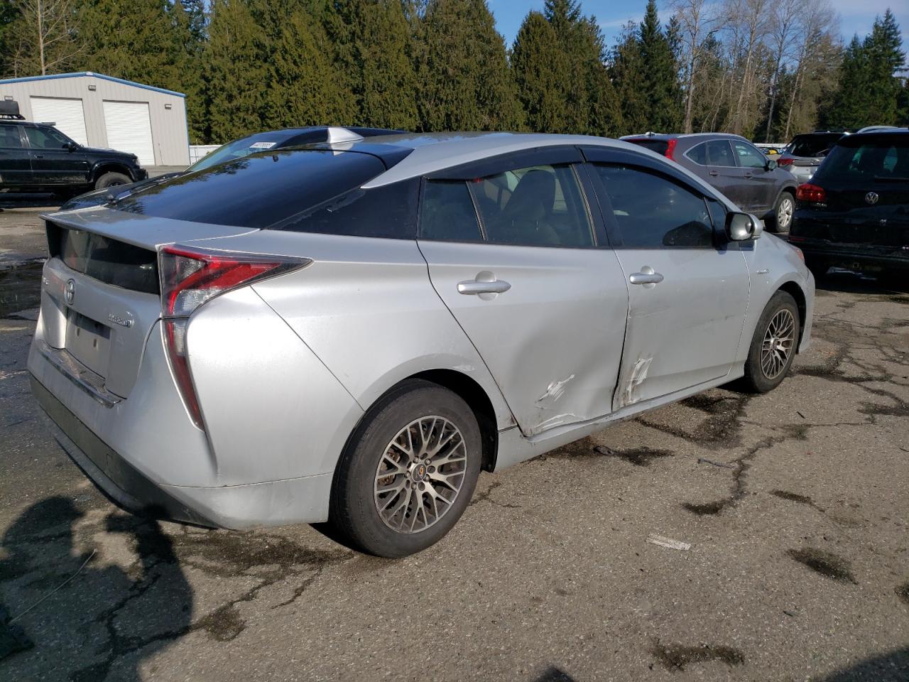 2016 Toyota Prius - Image 3