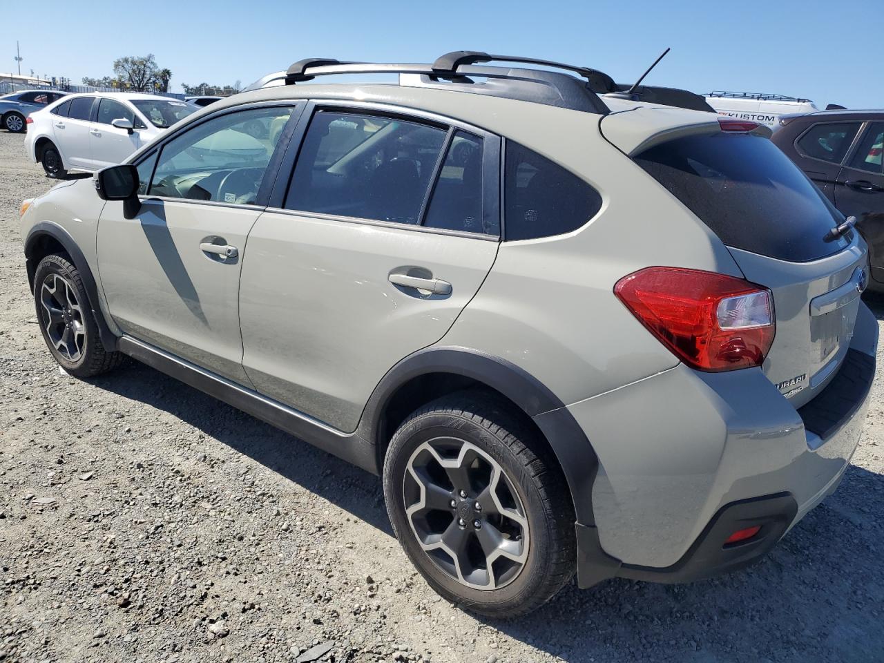 2015 Subaru XV - Image 2