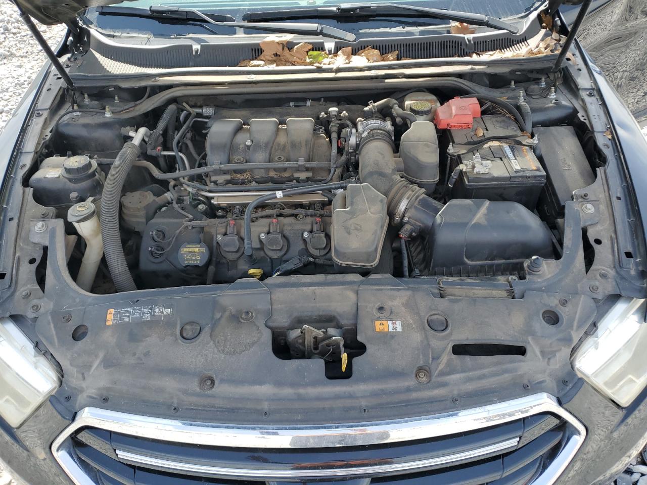 2013 Ford Taurus - Image 12