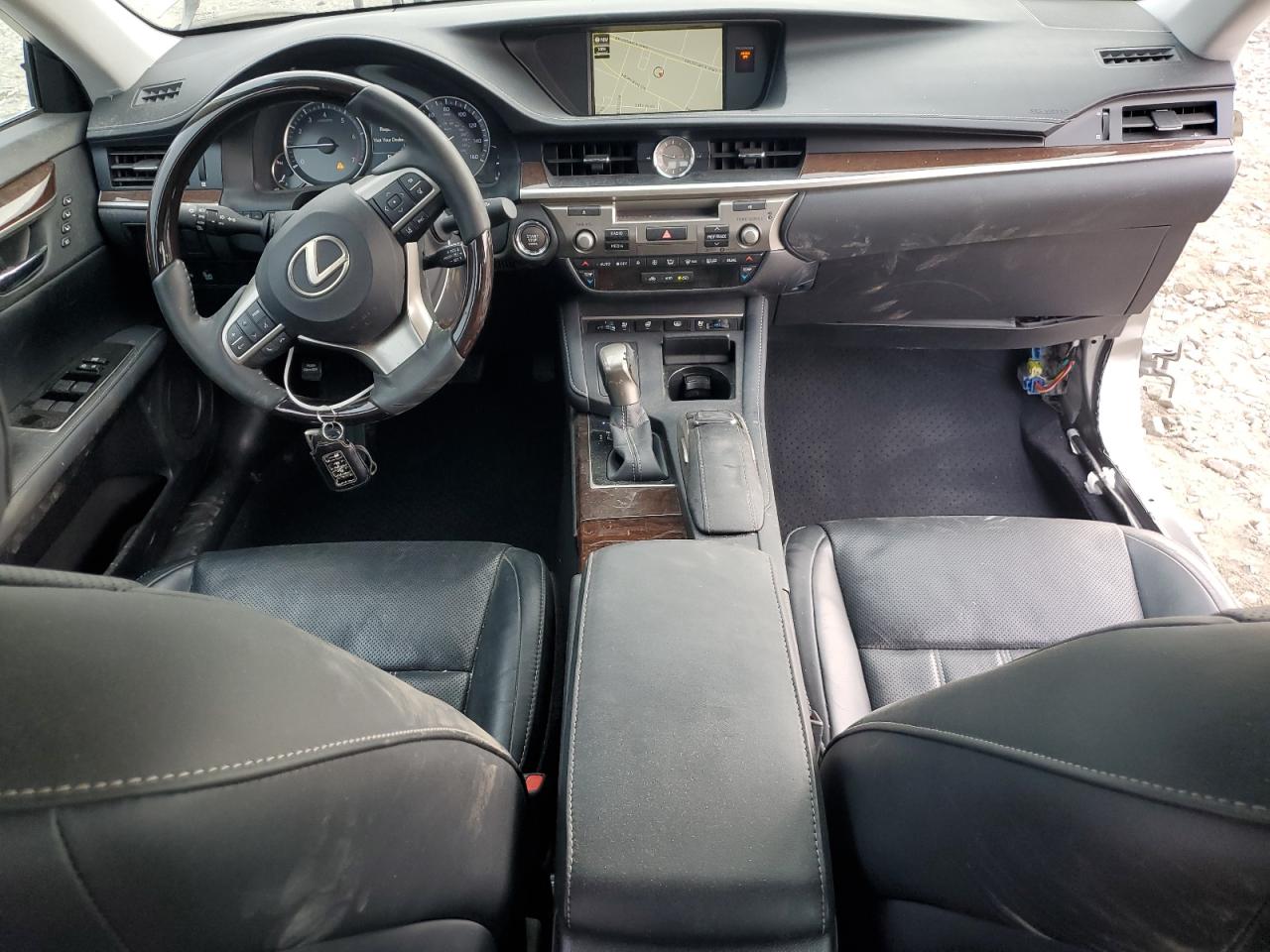2018 Lexus ES - Image 8