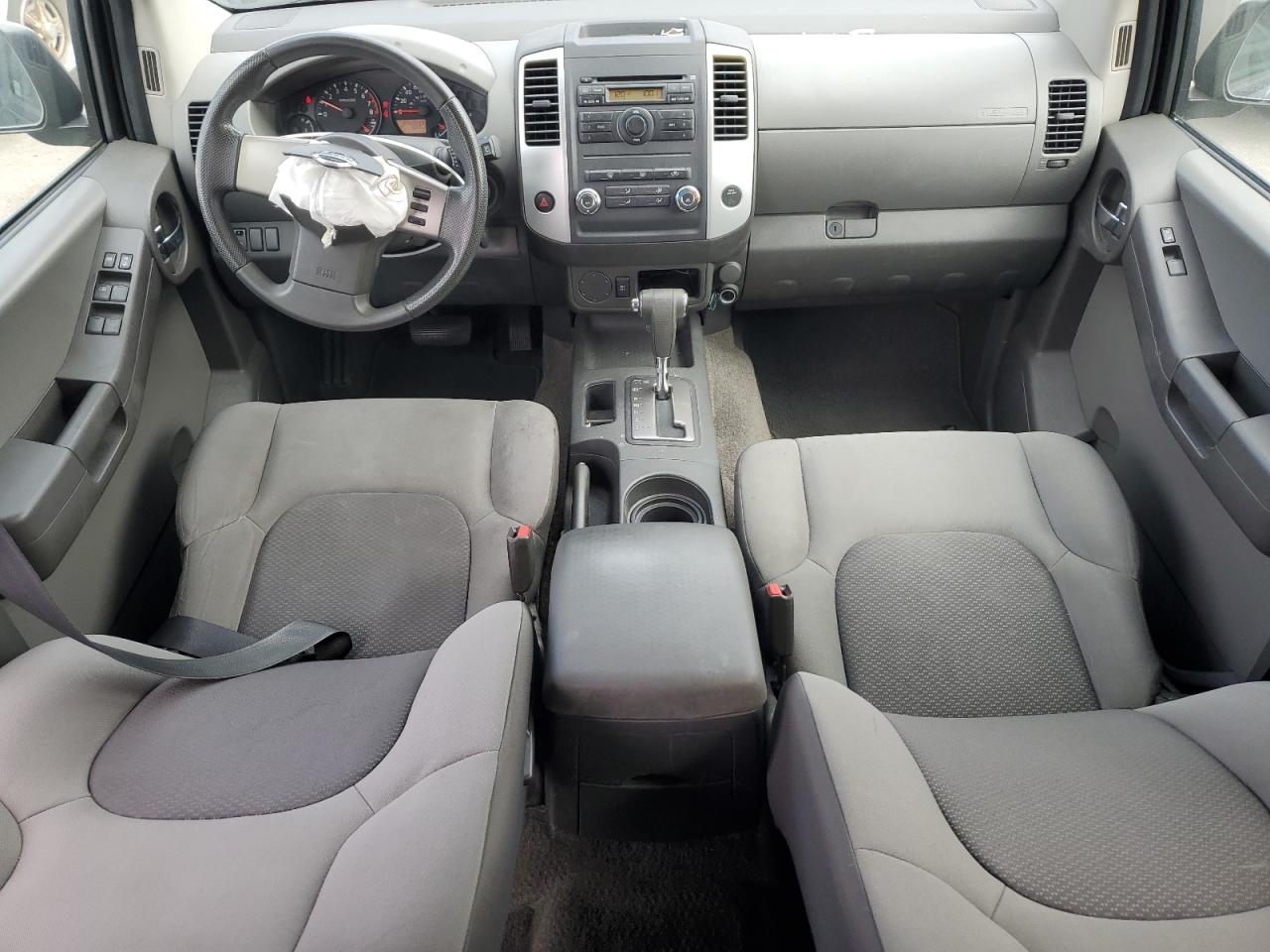 2010 Nissan XTerra - Image 8