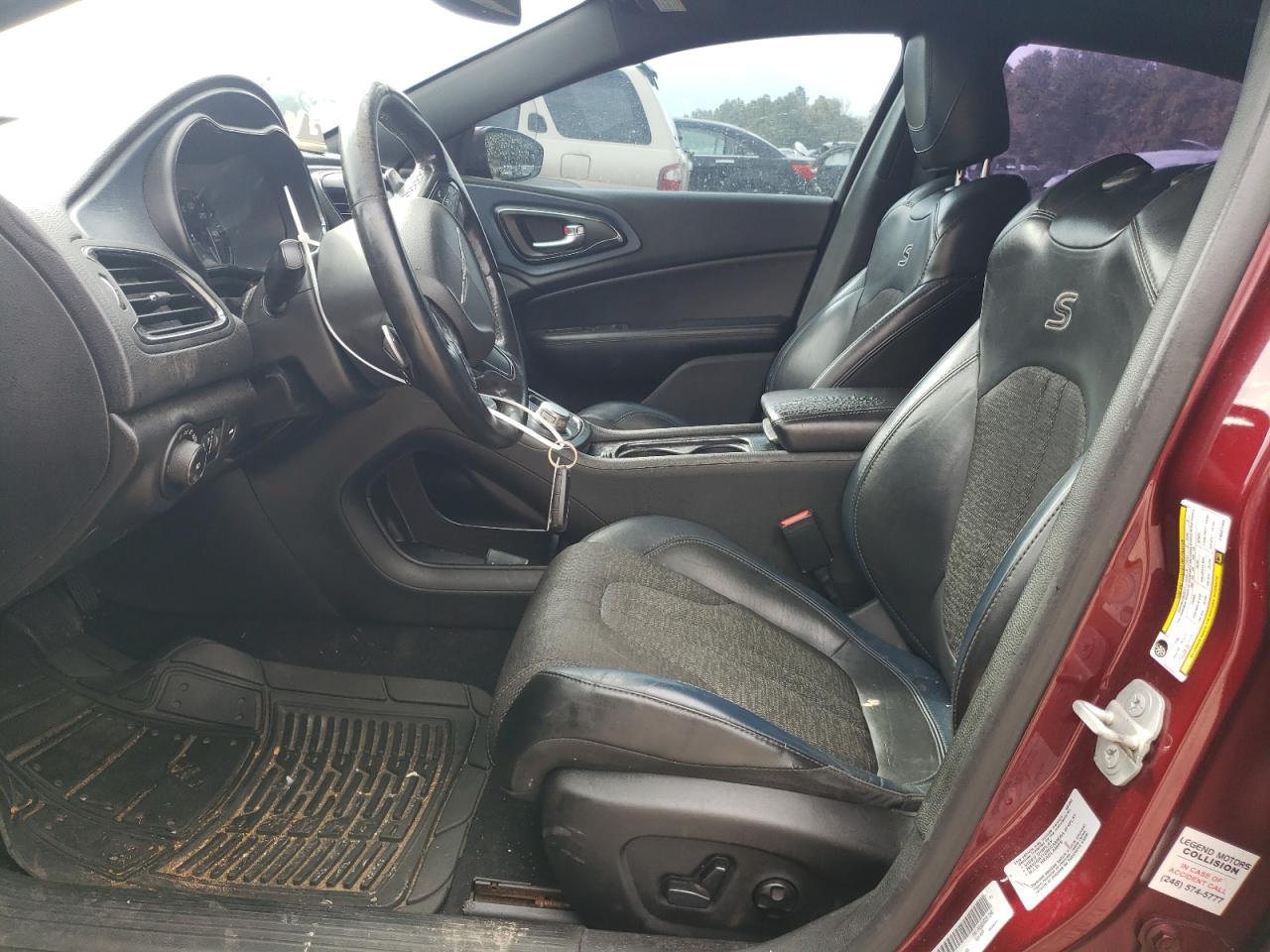 2015 Chrysler 200 - Image 7