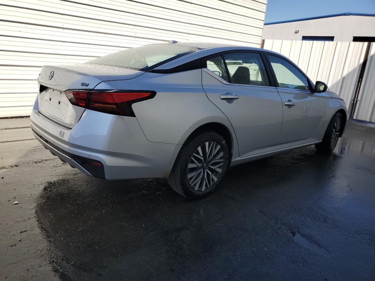 2024 Nissan Altima - Image 3
