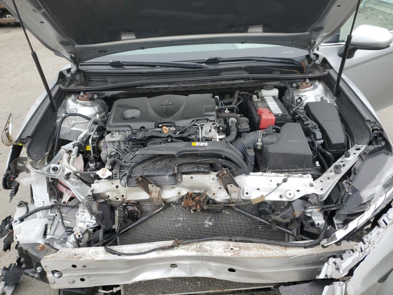 2019 Toyota Camry - Image 12