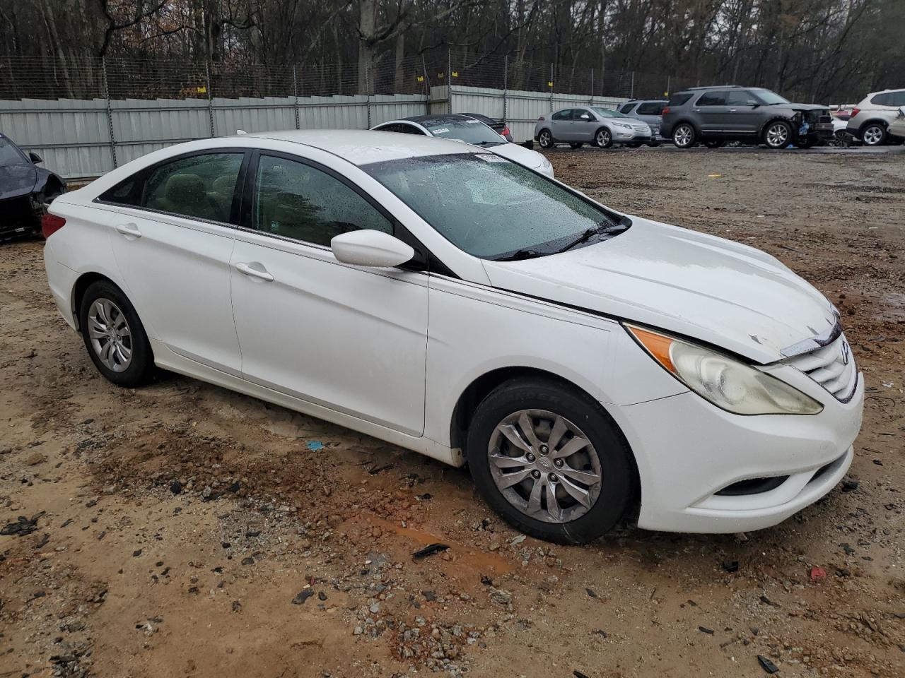 2012 Hyundai Sonata - Image 4