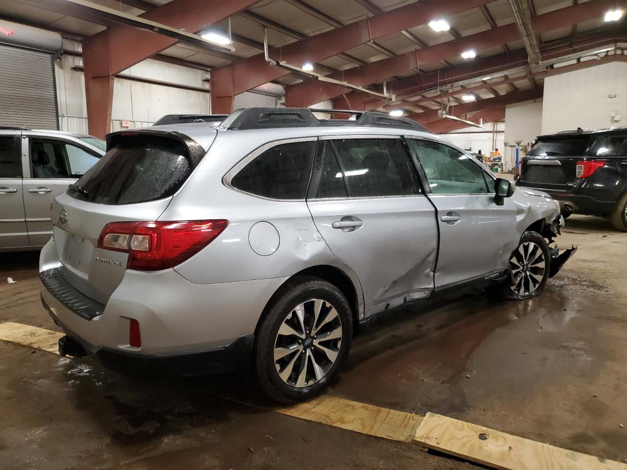 2015 Subaru Outback - Image 3