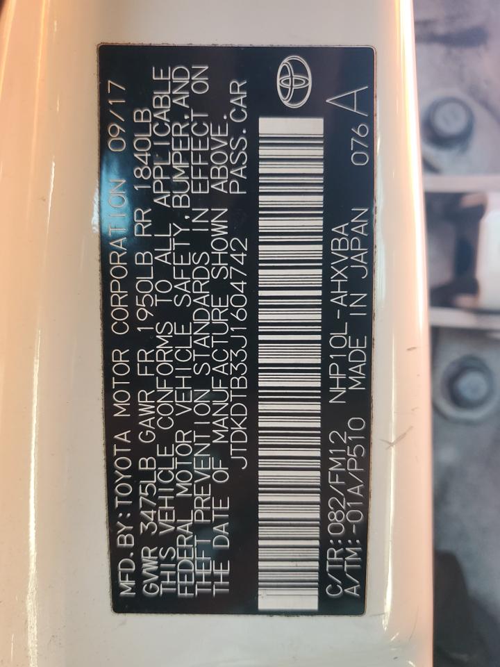 2018 Toyota Prius - Image 12
