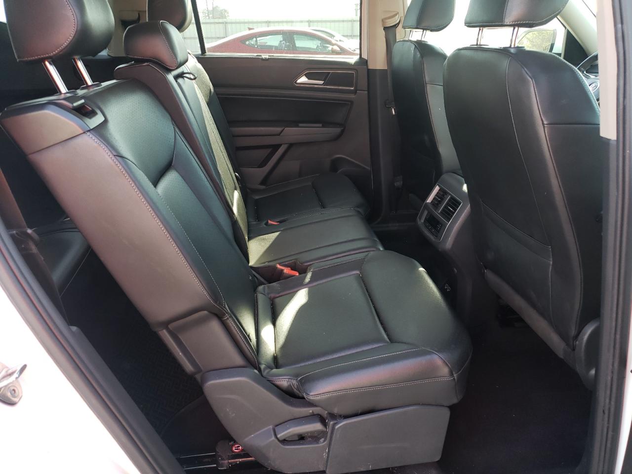 2018 Volkswagen Atlas - Image 10