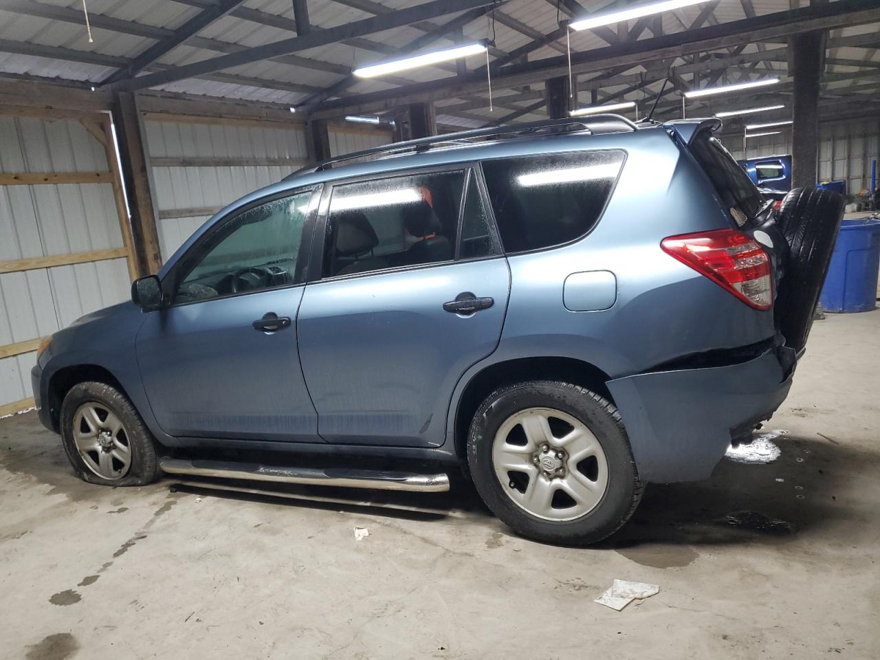 2012 Toyota RAV 4 - Image 2