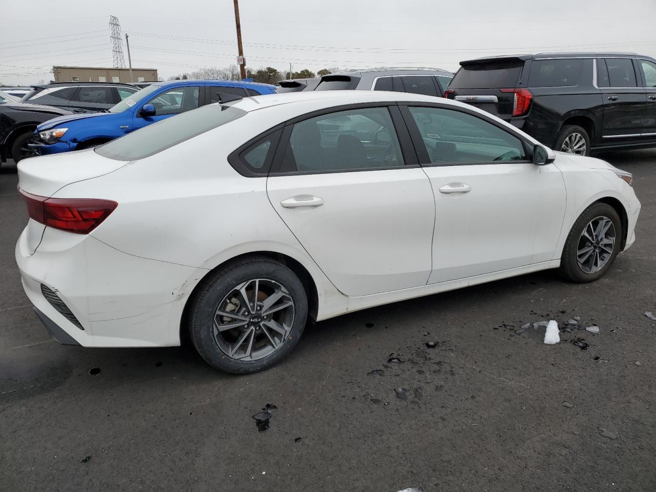 2024 Kia Forte - Image 3