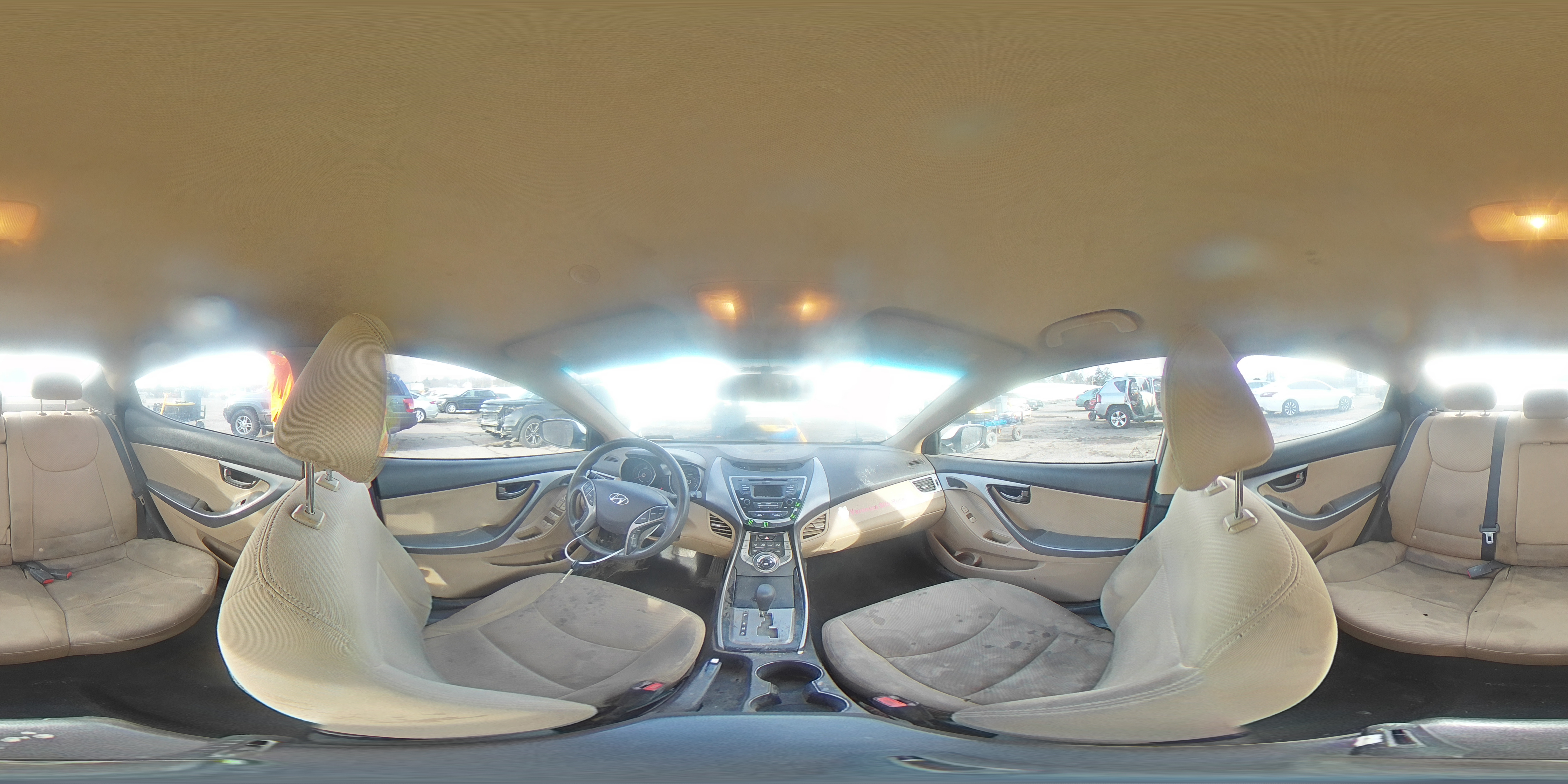 2013 Hyundai Elantra - Image 13