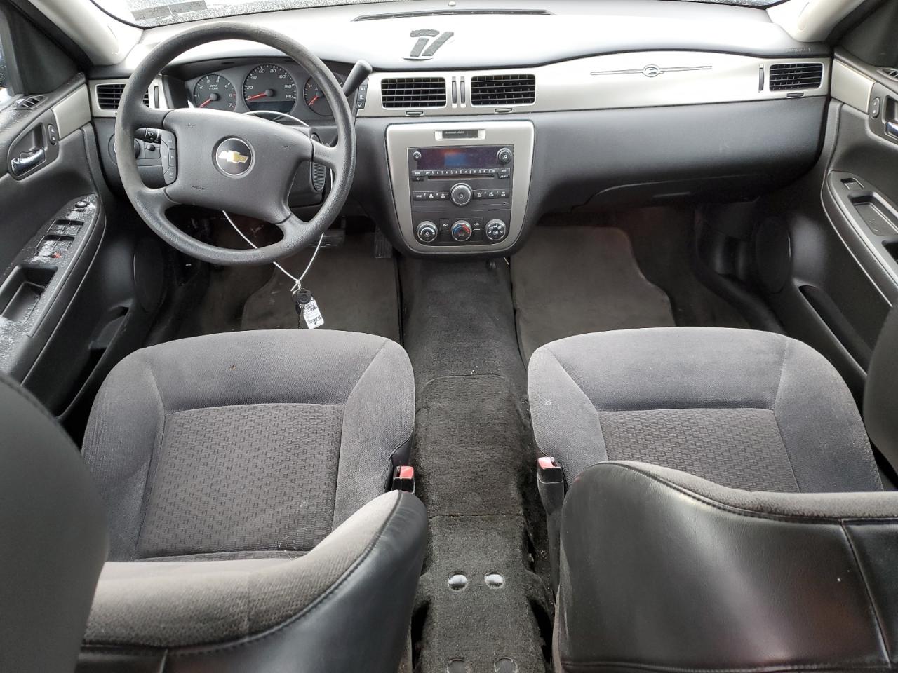 2011 Chevrolet Impala - Image 8