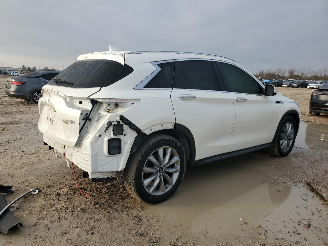 2020 Infiniti QX50 - Image 3